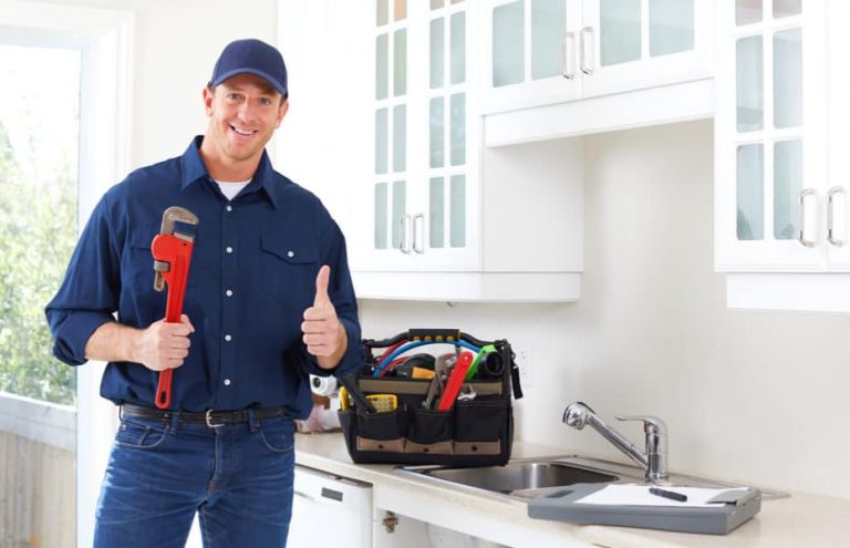 quando-chamar-um-encanador-de-emergencia